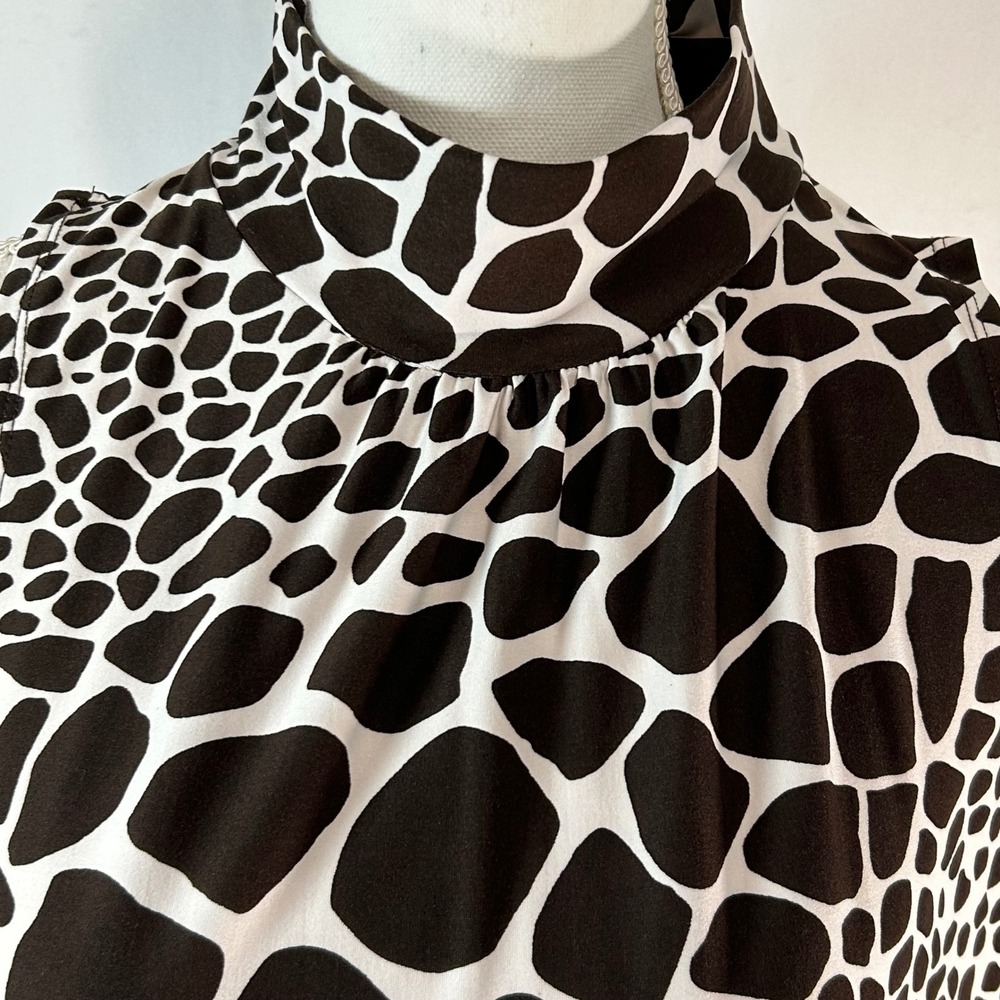 DFA New York Women's Sleeveless Mock Neck Top XL Brown White Giraffe Print - Picture 2 of 10